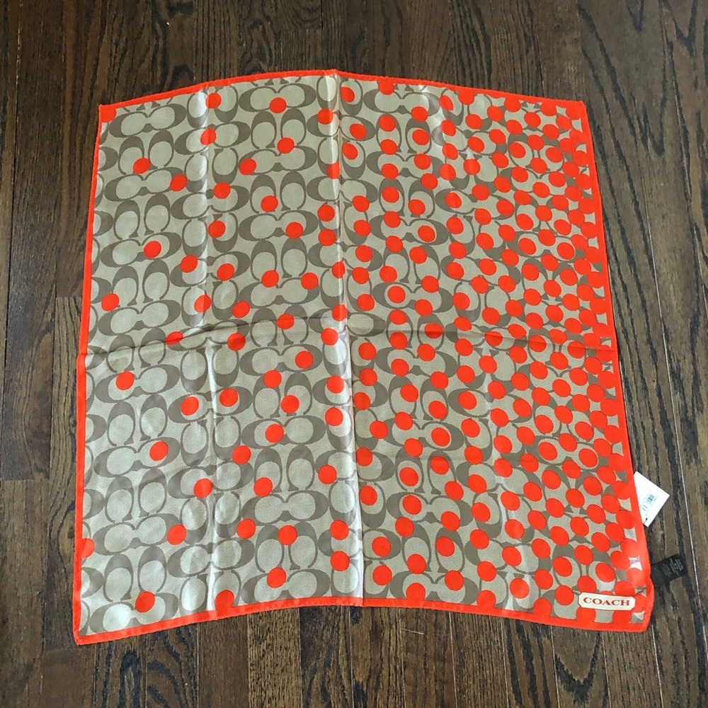 *NWT* COACH Women’s Orange/Tan Signature Logo Polka Dot 100% Silk Square Scarf - Picture 4 of 7